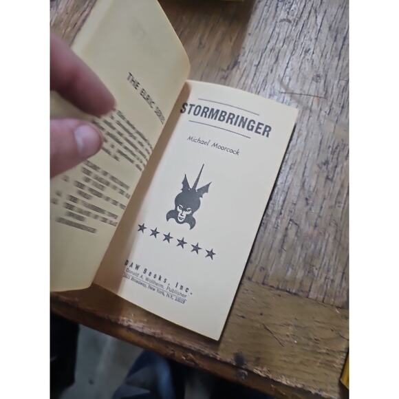 STORMBRINGER (ELRIC SAGA, BK. SIX) By Michael Moorcock *Excellent Condition* - Picture 4 of 5